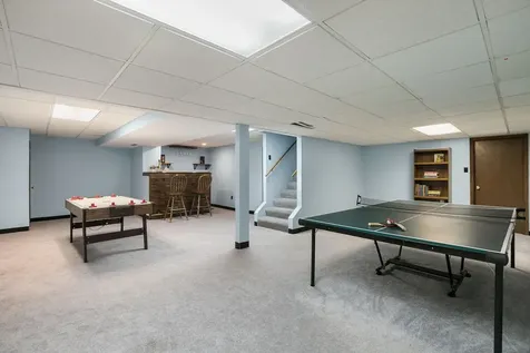 908 Firth Road Mundelein IL 60060
