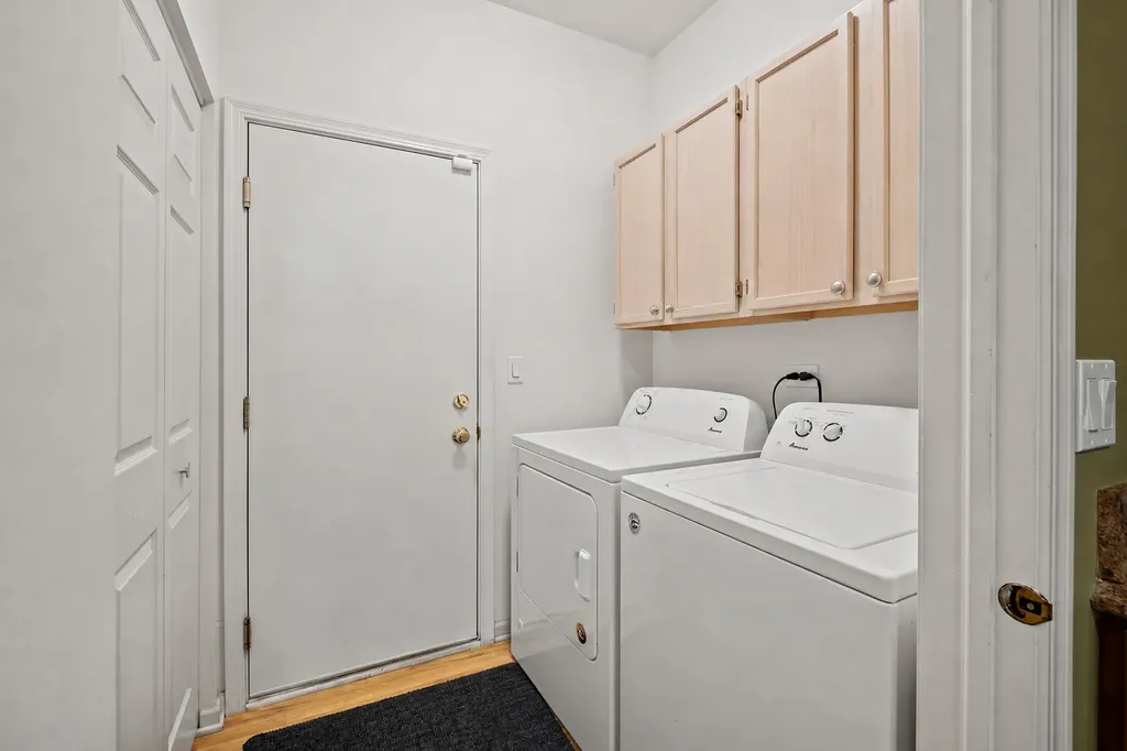 21445 West Douglas Lane Plainfield IL 60544