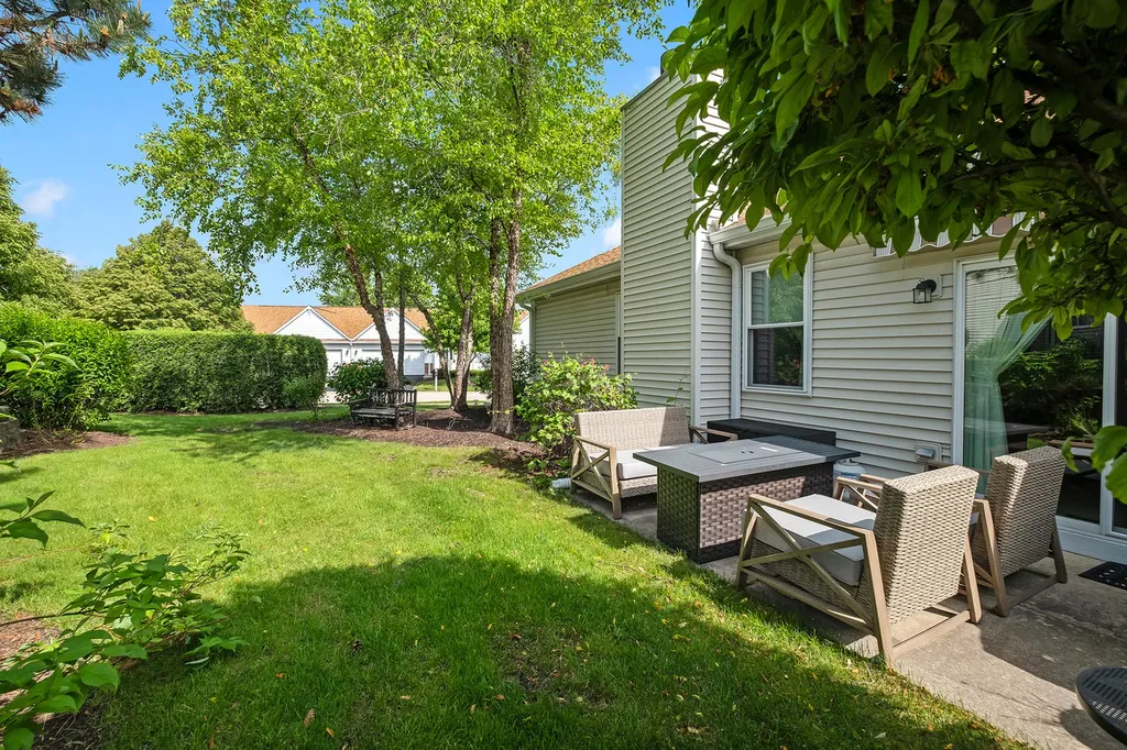 21445 West Douglas Lane Plainfield IL 60544
