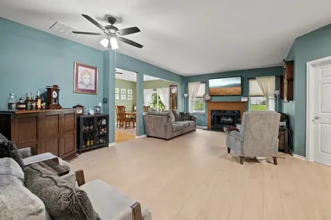 21445 West Douglas Lane Plainfield IL 60544
