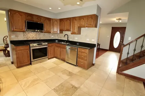 12511 South Mayfield Avenue Alsip IL 60803