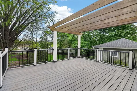 415 Anthony Street Glen Ellyn IL 60137