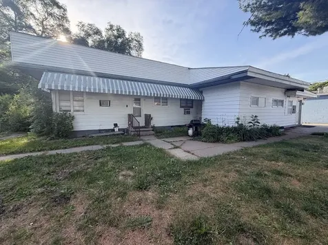 242 46TH Street Moline IL 61265