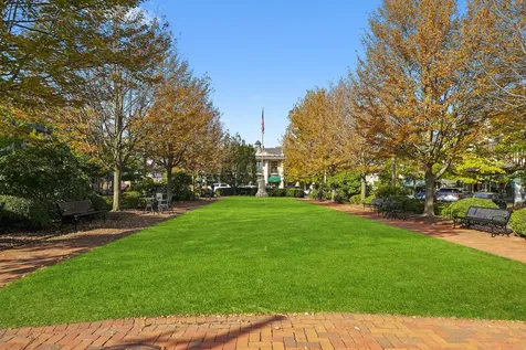 270 Majestic Oak Court Lake Forest IL 60045