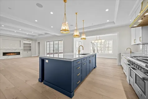 270 Majestic Oak Court Lake Forest IL 60045
