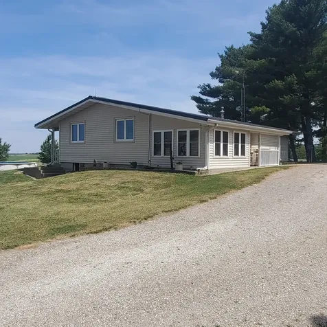 3135 East 2780 North Road Donovan IL 60931