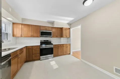 3518 West Main Street Skokie IL 60076