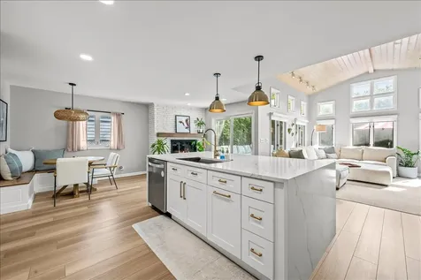 1958 Mccraren Road Highland Park IL 60035