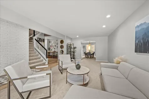 1958 Mccraren Road Highland Park IL 60035