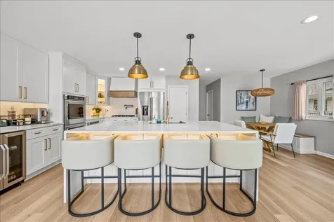1958 Mccraren Road Highland Park IL 60035