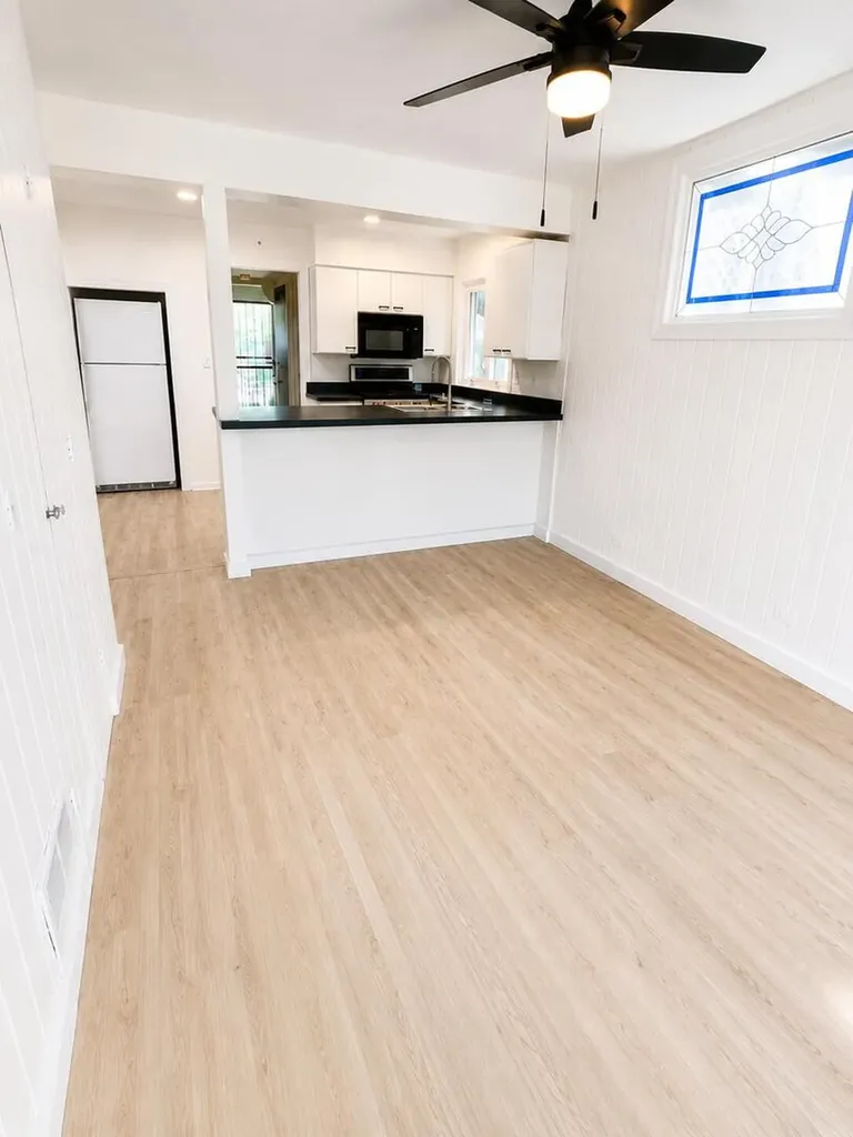 2951 West Jarlath Street Chicago IL 60645