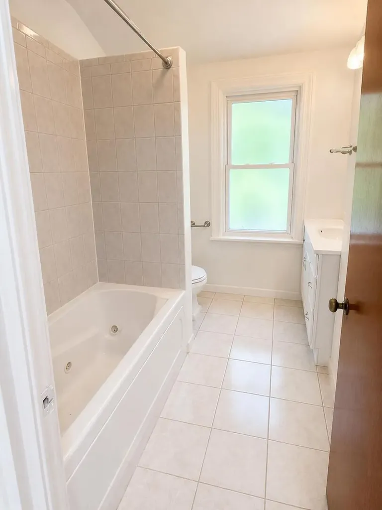 2951 West Jarlath Street Chicago IL 60645