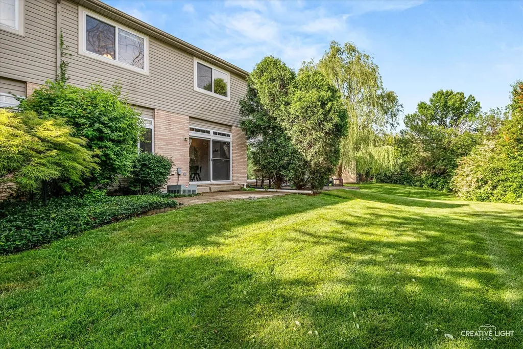 2158 West Adobe Drive Addison IL 60101