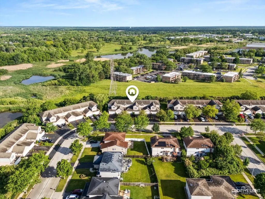 2158 West Adobe Drive Addison IL 60101