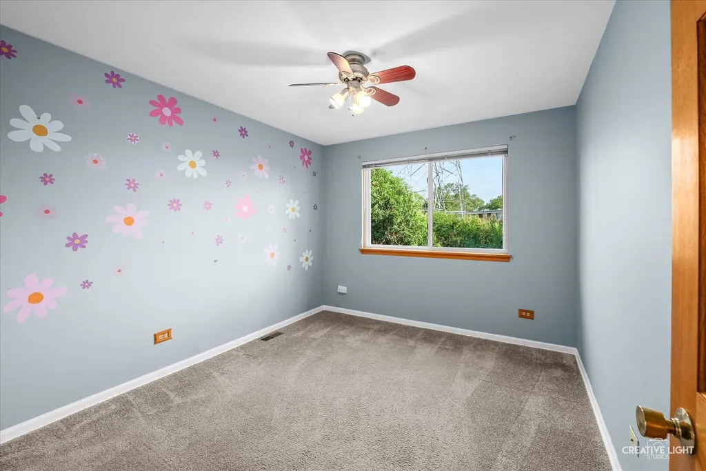 2158 West Adobe Drive Addison IL 60101
