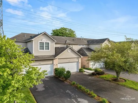 2158 West Adobe Drive Addison IL 60101