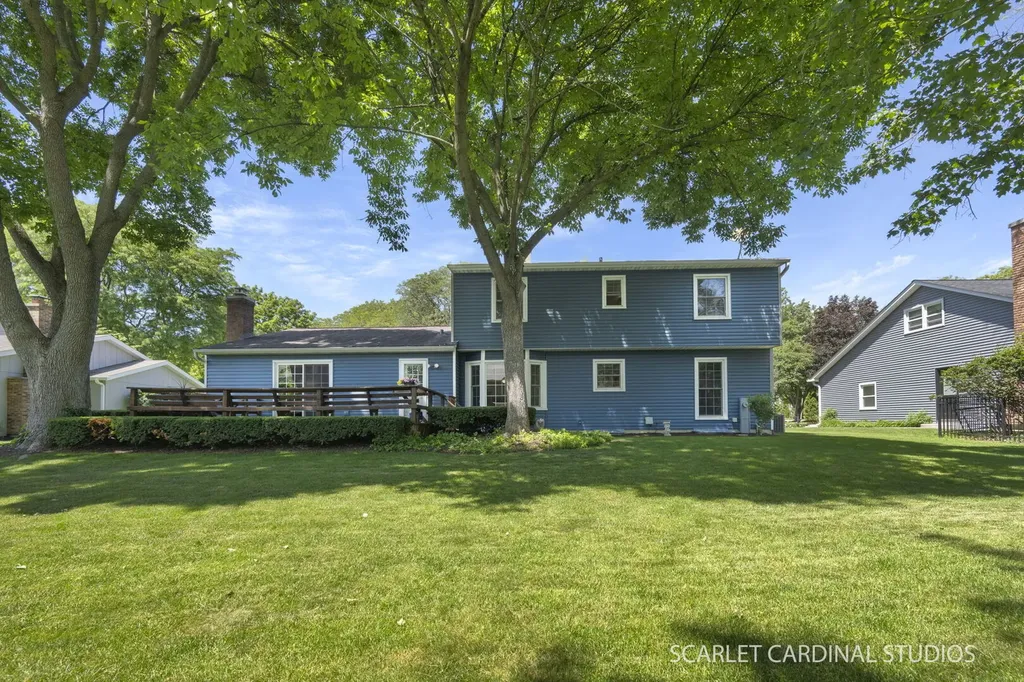 1006 Whirlaway Avenue Naperville IL 60540