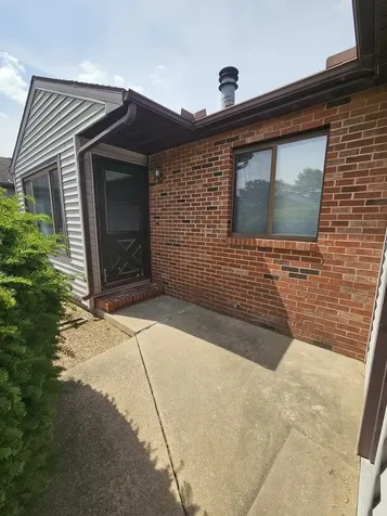 910 Pomona Drive Champaign IL 61822