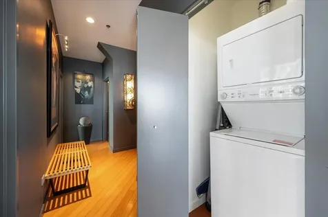 653 North Kingsbury Street Chicago IL 60654