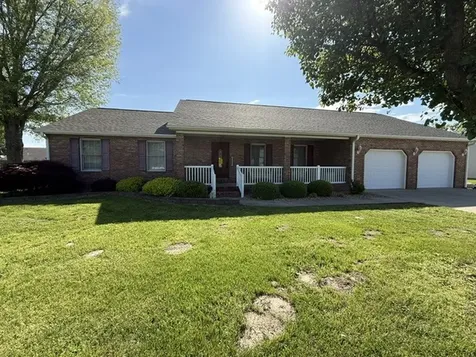 1303 North Magnolia Drive Marion IL 62959