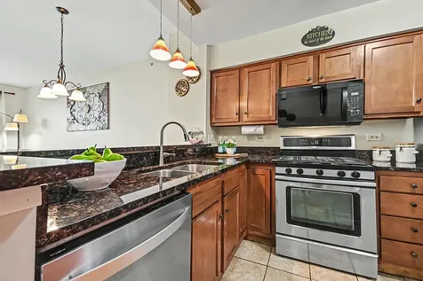 1149 East Cambria Lane Lombard IL 60148