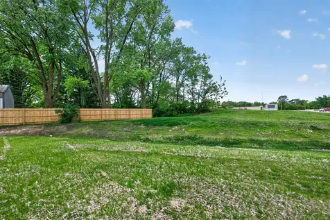 355 North Sacramento Street Sycamore IL 60178