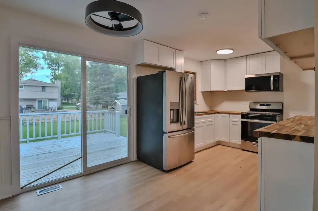 30W162 Claymore Lane Naperville IL 60563