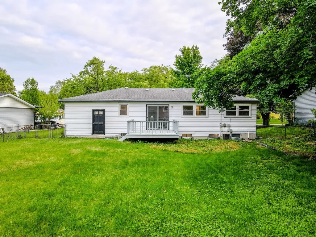 30W162 Claymore Lane Naperville IL 60563