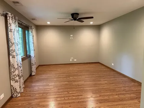 2648 Harbor Drive Joliet IL 60431