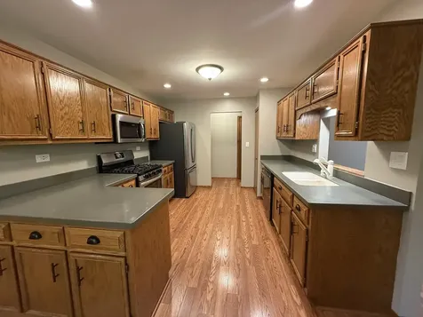 2648 Harbor Drive Joliet IL 60431
