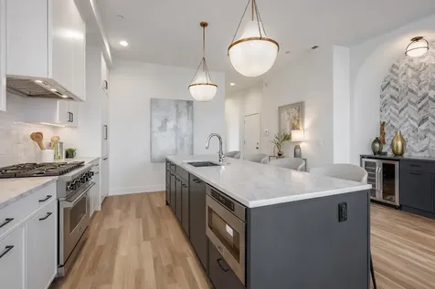 2481 North Milwaukee Avenue Chicago IL 60647