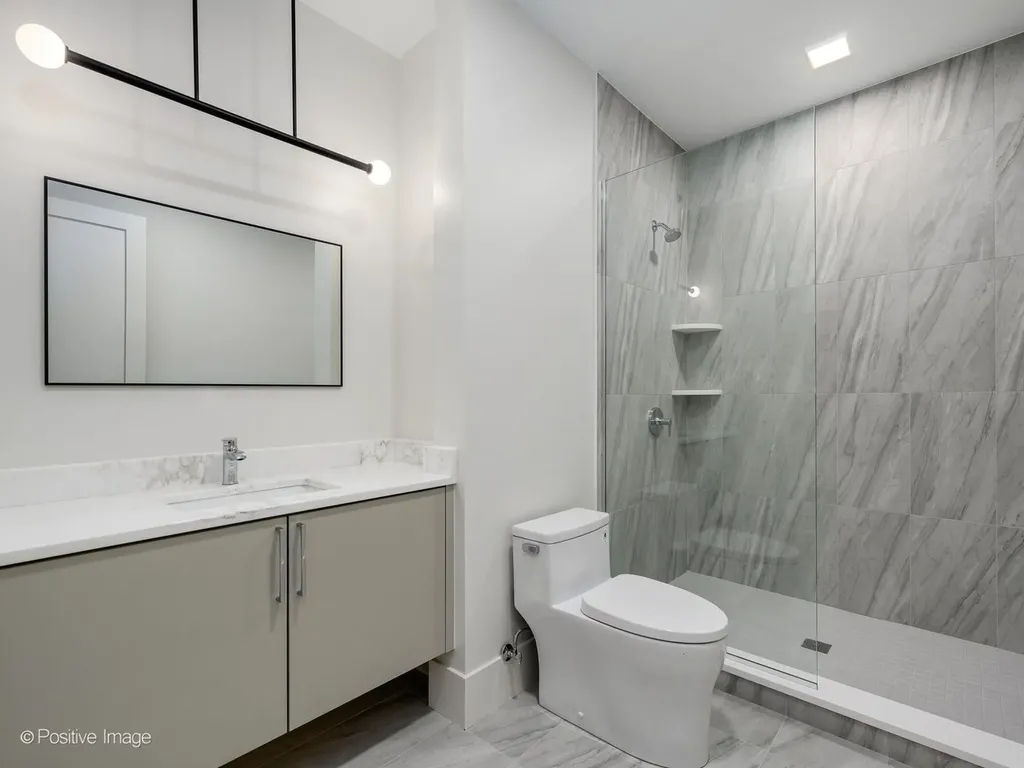 1900 West Cortland Street Chicago IL 60622