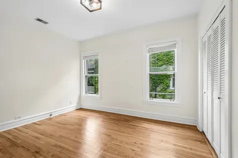 4426 North Francisco Avenue Chicago IL 60625