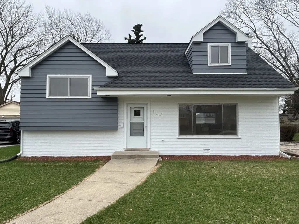 8425 West Carol Street Niles IL 60714