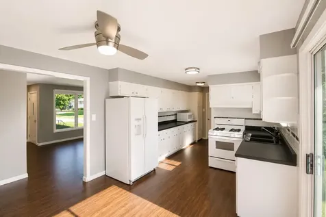 17649 65TH Avenue Tinley Park IL 60477