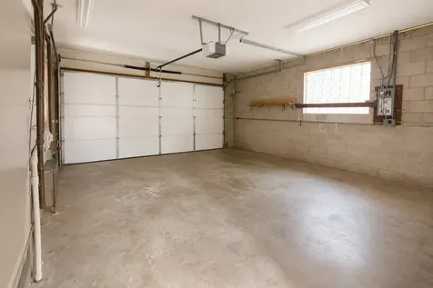 17649 65TH Avenue Tinley Park IL 60477