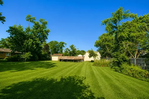 17649 65TH Avenue Tinley Park IL 60477