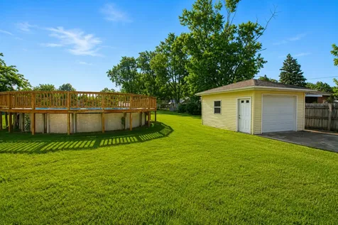 17649 65TH Avenue Tinley Park IL 60477