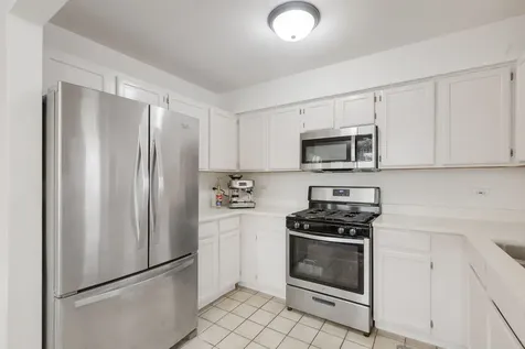 647 North Charter Hall Drive Palatine IL 60067