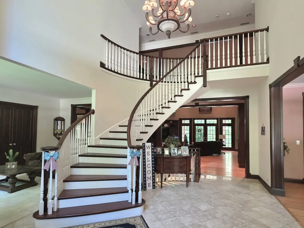 1930 Tessington Court New Lenox IL 60451