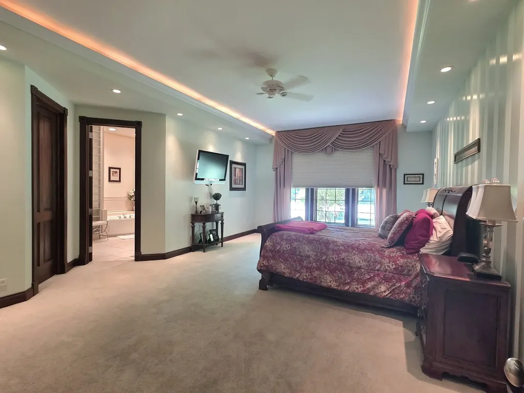 1930 Tessington Court New Lenox IL 60451