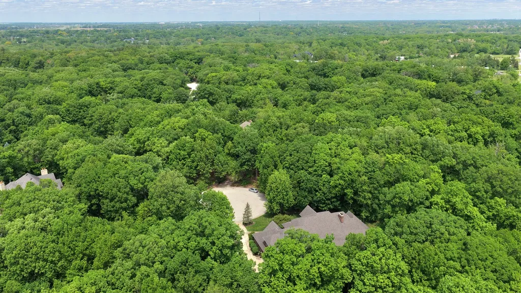 1930 Tessington Court New Lenox IL 60451