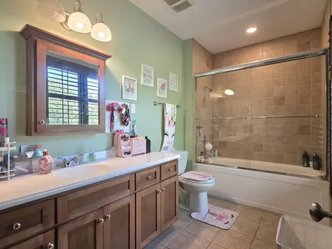 1930 Tessington Court New Lenox IL 60451