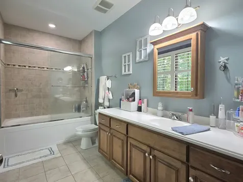 1930 Tessington Court New Lenox IL 60451