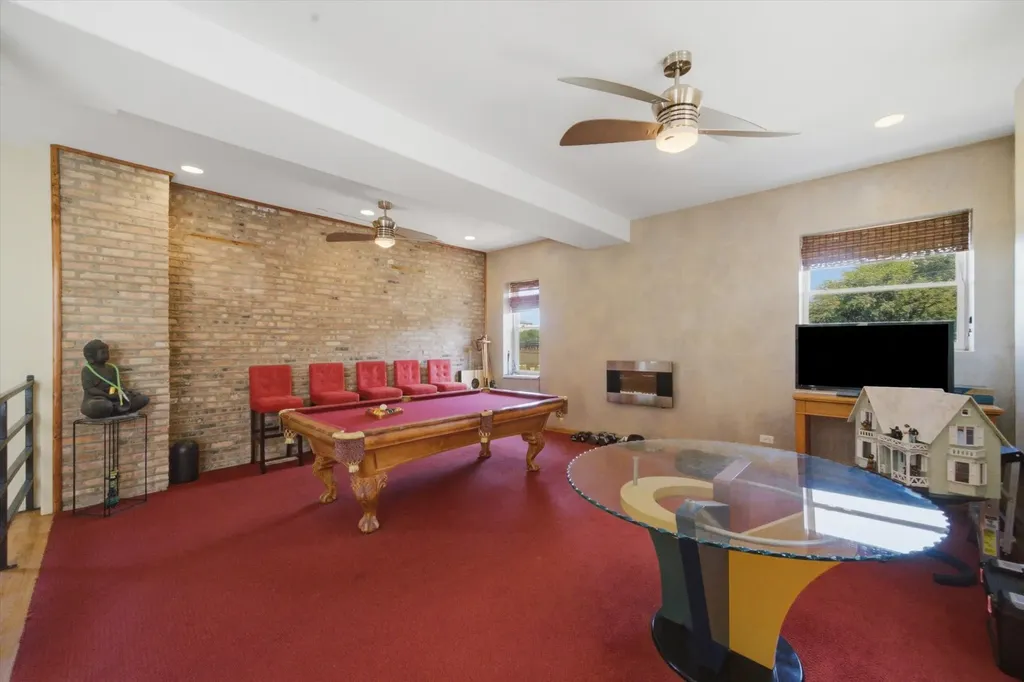 4507 South Prairie Avenue Chicago IL 60653