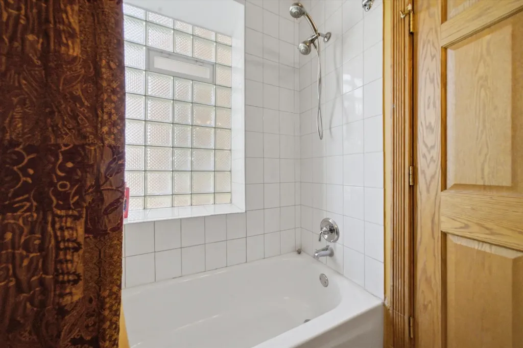 4507 South Prairie Avenue Chicago IL 60653