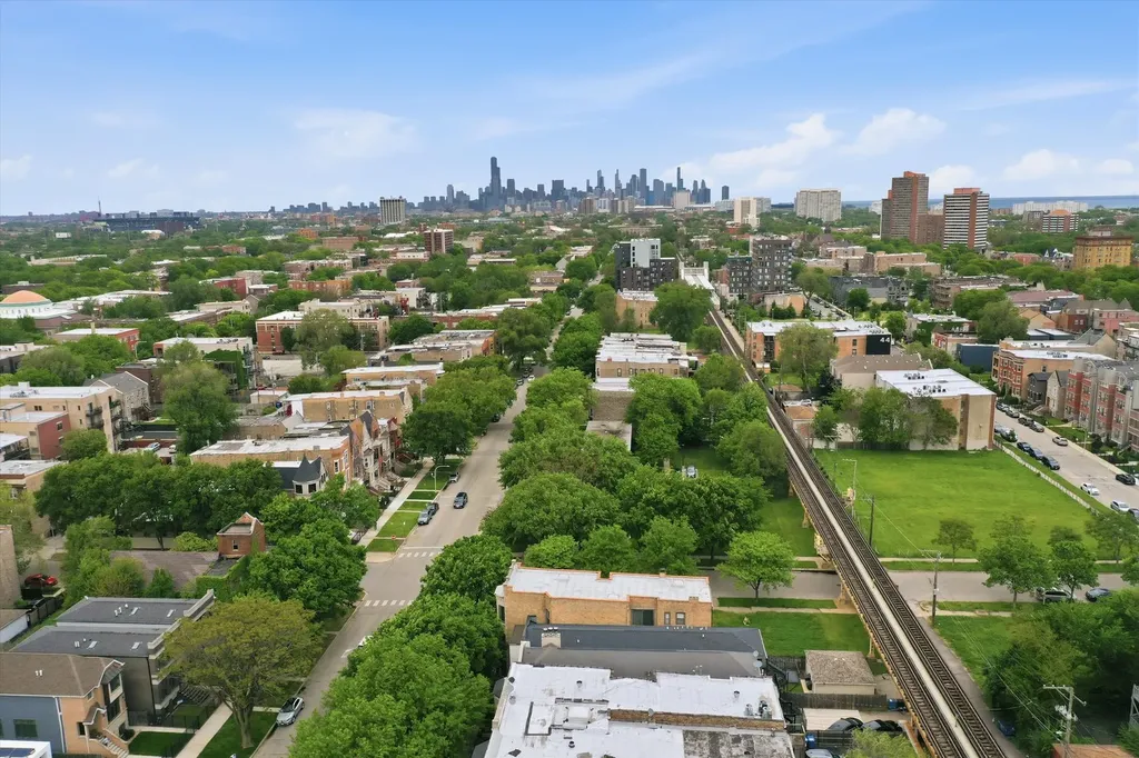 4507 South Prairie Avenue Chicago IL 60653