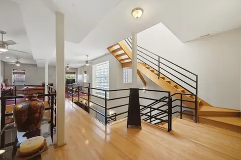 4507 South Prairie Avenue Chicago IL 60653