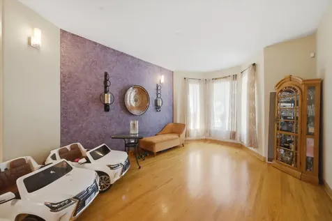 4507 South Prairie Avenue Chicago IL 60653