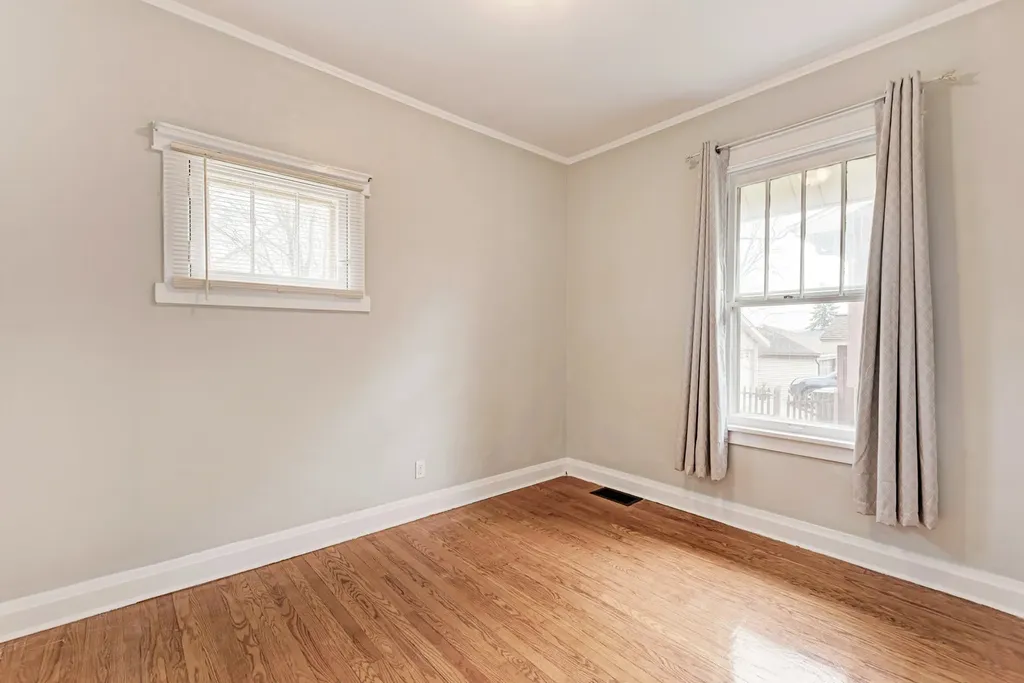 4915 Edward Avenue Downers Grove IL 60515